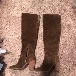Vince Camuto Knee High Suede Boots - sz 9.5